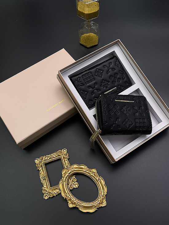 Новогодний подарочный набор из черной кожи, состоящий из кошелька и обложки  Alessandro Beato