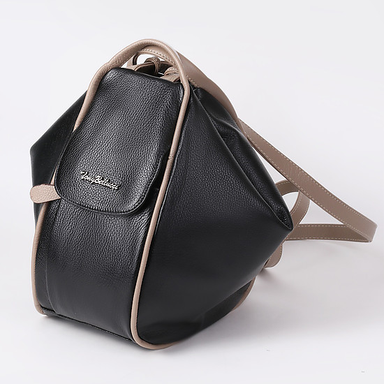 Сумка-рюкзак из натуральной мягкой кожи в черном цвете со вставками цвета тауп  Tony Bellucci