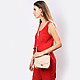 Женственная сумочка кросс-боди классического дизайна из плотной экокожи бежевого оттенка  Sabellino