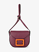 Полукруглая сумочка кросс-боди из бордовой кожи с оранжевой пряжкой  BE NICE