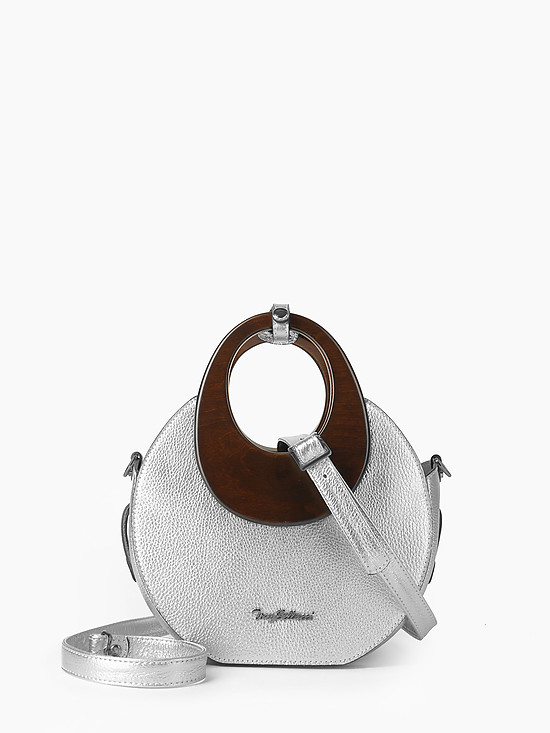 Небольшая круглая сумка-тоут из серебристой кожи с круглыми деревянными ручками  Tony Bellucci