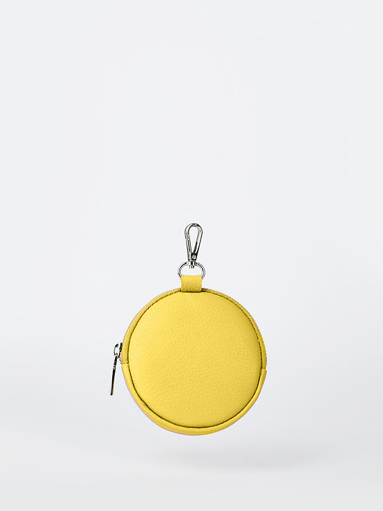 Круглый кожаный кошелек - мини-сумочка желтого цвета с карабином  BE NICE