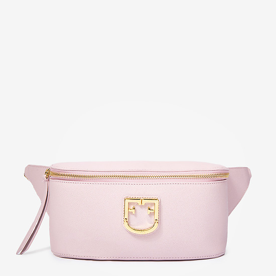 Розовая кожаная сумка-бананка Isola с регулируемым ремнем-цепочкой  Furla