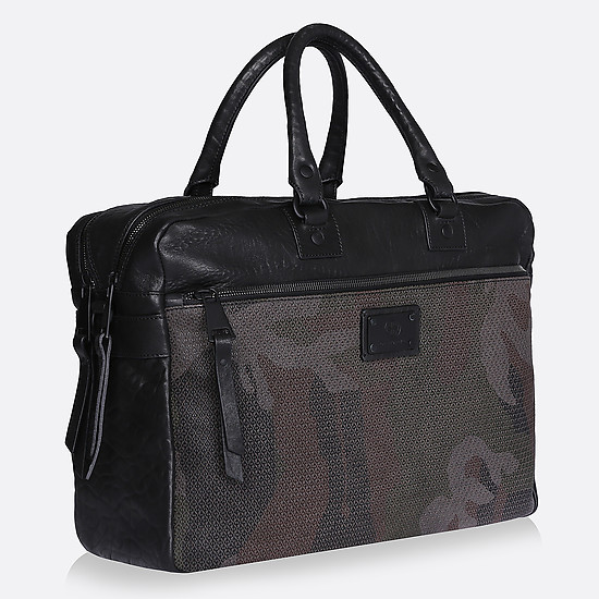 Вместительная сумка из натуральной черной кожи с текстильными вставками в стиле милитари  Roberto Reale