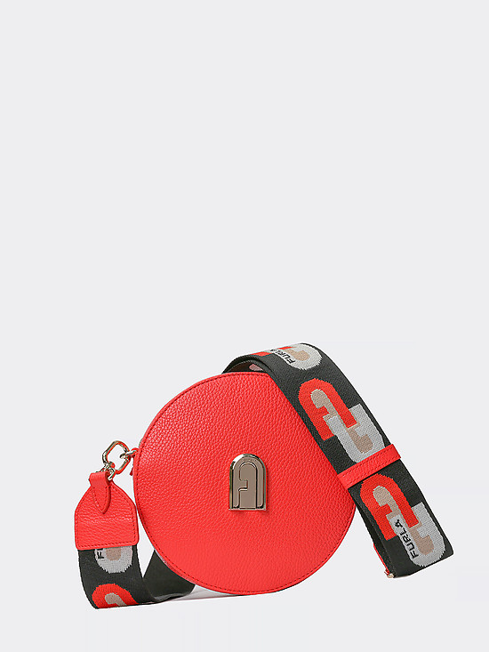 Круглая кожаная сумочка кросс-боди SLEEK кораллово-красного оттенка  Furla