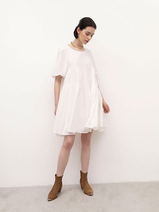 Короткое свободное платье молочного оттенка  EMKA