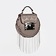 Маленькая круглая бронзовая сумочка из сафьяновой кожи с серебристой металлической бахромой  Cromia