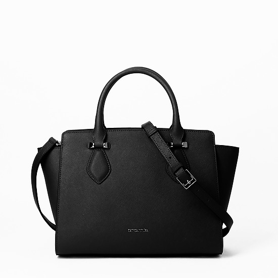 Базовая форматная сумка из натуральной кожи в черном цвете  Cromia