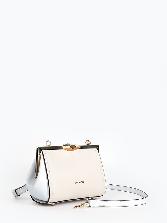 Кремовая сумочка кросс-боди - клатч с саквояжным замком  Cromia