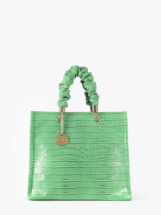 Светло-зеленая сумка-тоут из экокожи под крокодила с драпированными ручками  Alex Max