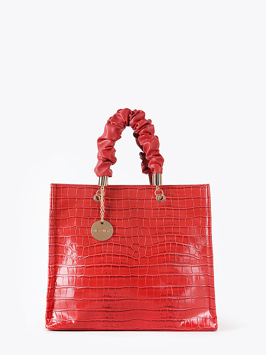 Красная сумка-тоут из экокожи под крокодила с драпированными ручками  Alex Max