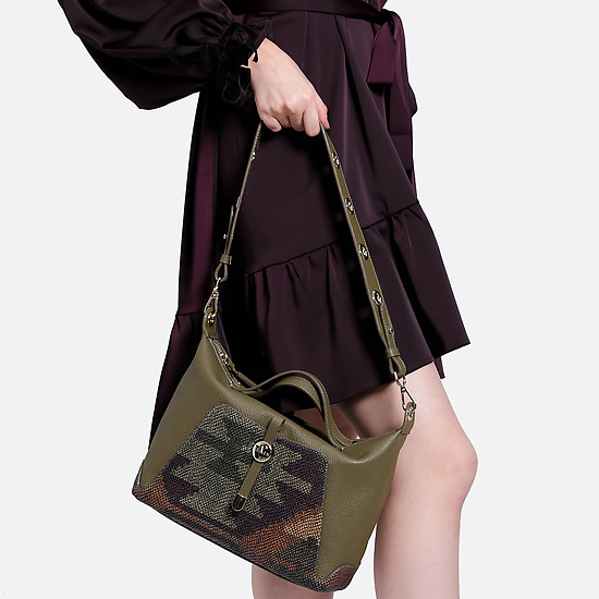 Оливковая сумка из кожи с принтом и декором на ремне  KELLEN