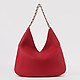 Красная сумка-хобо из мягкой кожи и ручкой-цепью  Gironacci