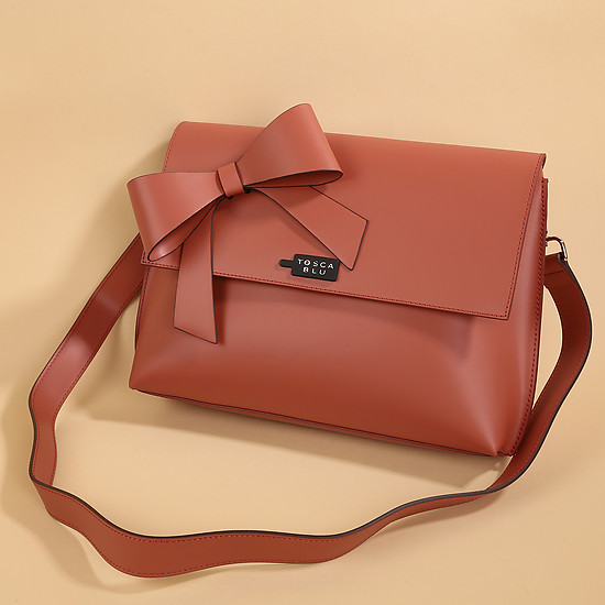 Терракотовая сумка-планшет на плечо с декором  Tosca Blu