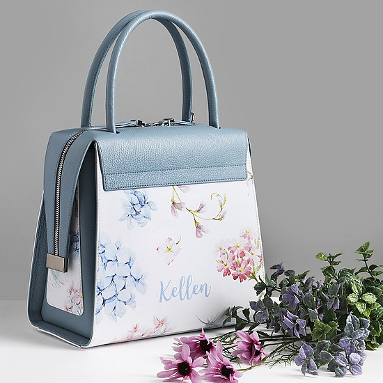 Бело-голубая сумка из натуральной кожи с эксклюзивным принтом цветов  KELLEN
