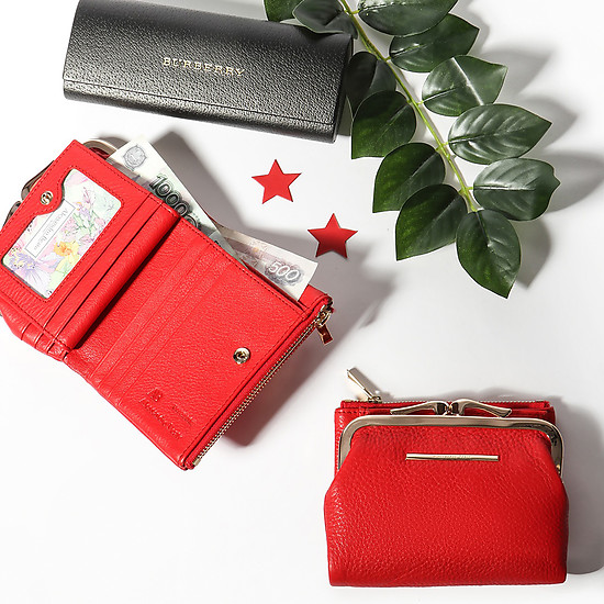 Красный кожаный кошелек в винтажном стиле  Alessandro Beato
