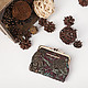 Небольшой кошелек из мягкой кожи с объемным тиснением - букле в бордовых тонах  Alessandro Beato
