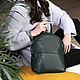 Рюкзак зеленого цвета небольшого размера из натуральной кожи  Richet
