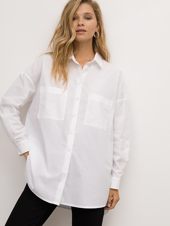 Белая рубашка с накладными карманами  EMKA