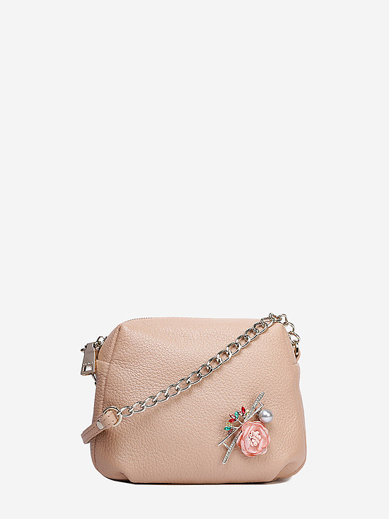 Мини-сумочка кросс-боди из пудрово-розовой кожи с брошью  Richet