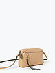 Базовая сумочка кросс-боди из мягкой бежевой кожи с зелеными вставками  Folle