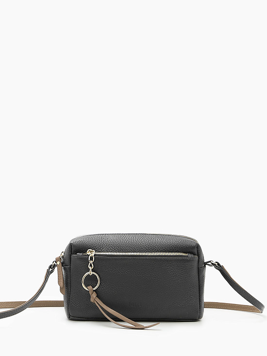 Базовая сумочка кросс-боди из мягкой черной кожи с серо-бежевыми деталями  Folle