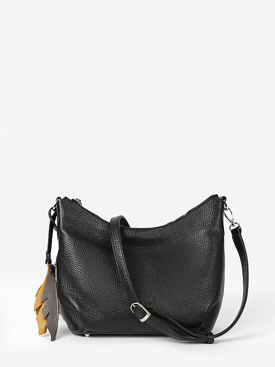Небольшая черная сумка-хобо из мягкой натуральной кожи  Richet