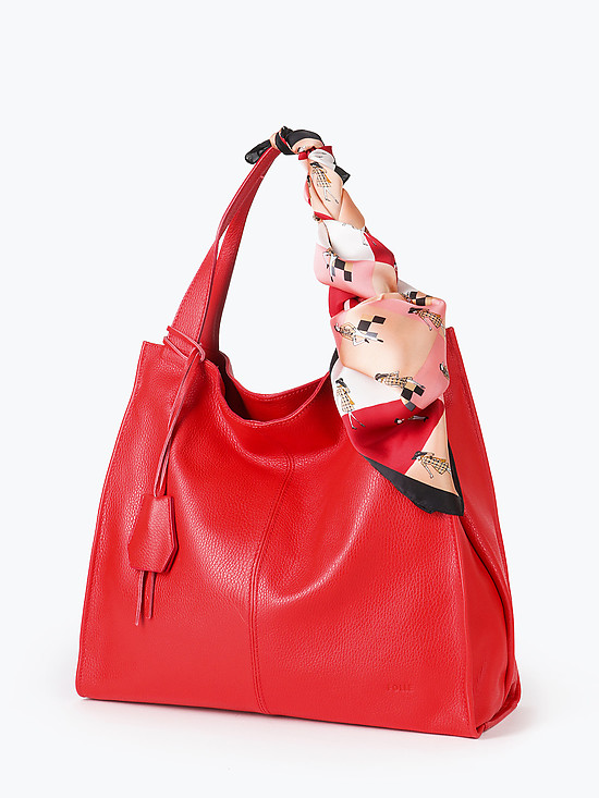 Красная сумка-тоут из мягкой кожи с ручками на плечо и платком  Folle