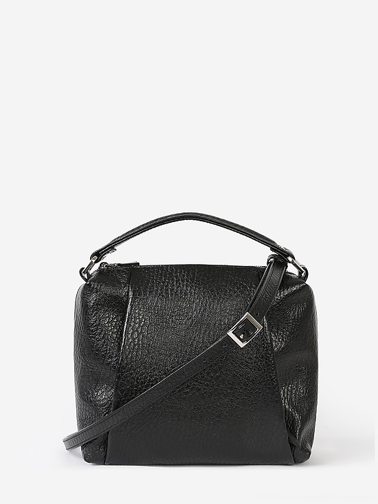 Небольшая мягкая сумочка из натуральной крупнозернистой кожи черного цвета  Richet