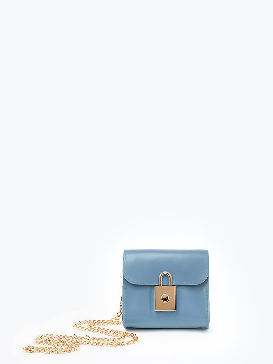 Голубая сумочка-бельтбэг из экокожи с цепочкой на плечо  Alex Max
