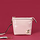 Лаковая сумочка кросс-боди розового цвета с декором со стразами и съемным ремешком  Alessandro Beato