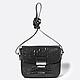 Маленькая лаковая сумочка черного цвета с регулируемым ремешком через плечо  Marina Creazioni