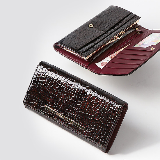 Лаковый горизонтальный бумажник из темно-коричневой тисненой кожи  Alessandro Beato