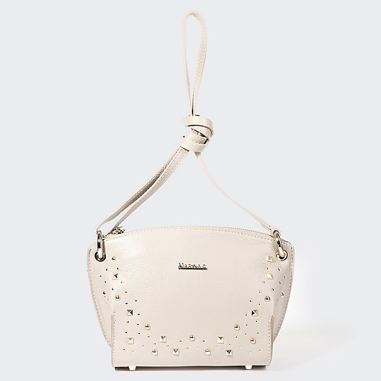 Кожаная кремовая сумочка на плечо с заклепками  Marina Creazioni