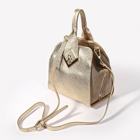 Трапециевидная золотистая сумочка небольшого размера из натуральной кожи и замши  Carlo Salvatelli