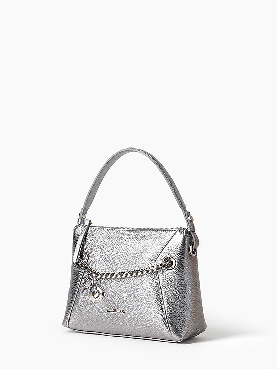 Серебристая мини-сумочка из мягкой кожи с декоративной цепочкой  Marina Creazioni