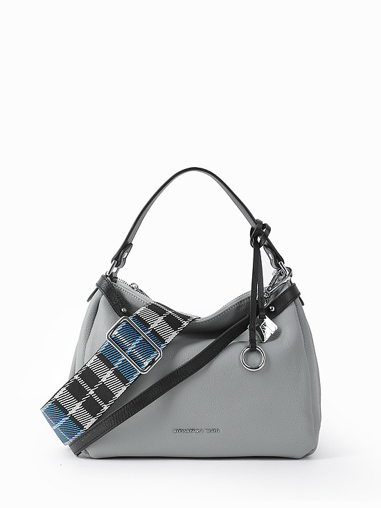 Небольшая мягкая кожаная сумка-хобо серого цвета с плетеным ремешком  Alessandro Beato
