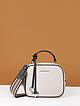 Светло-серая кожаная сумочка-боулер с текстильным ремешком  Alessandro Beato
