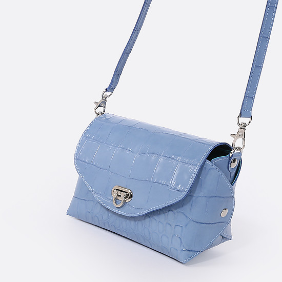 Стильная миниатюрная сумочка кросс-боди ручной работы с тиснением под кожу крокодила в голубом цвете  Balagura
