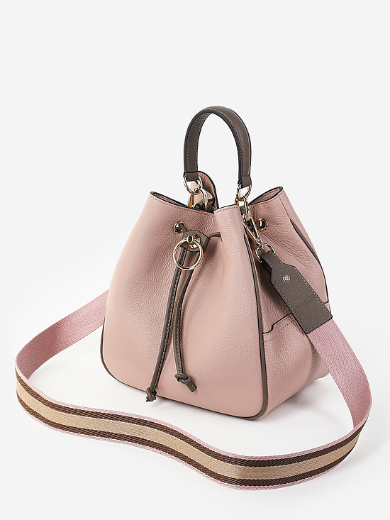 Небольшая пудрово-розовая сумка-кисет из мягкой кожи  Alessandro Beato