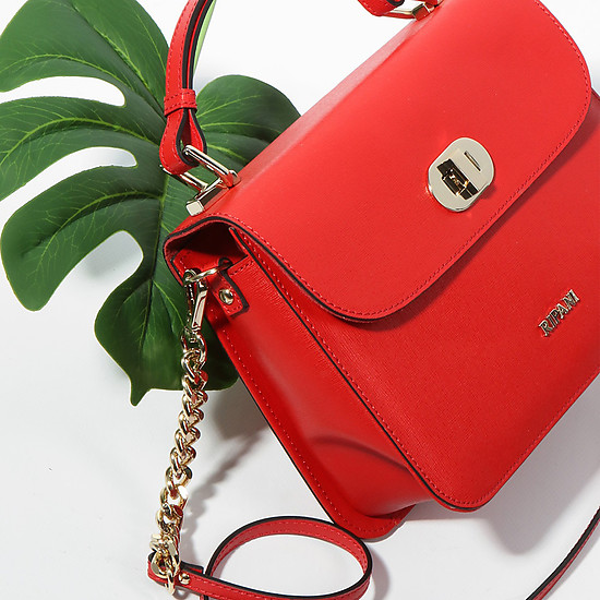Красная сумочка с речкой-ремешком  Ripani