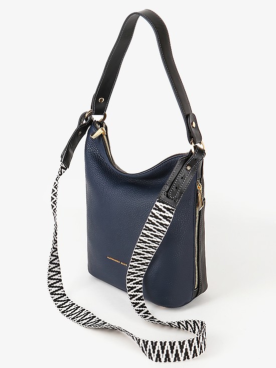 Мягкая сумка из синей и черной кожи с текстильным ремешком  Alessandro Beato