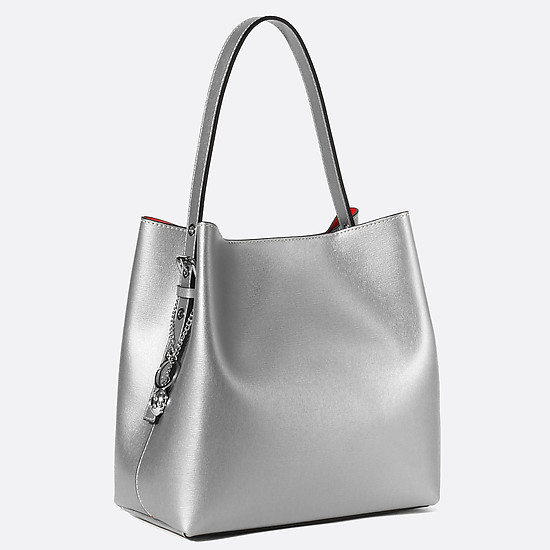 Серебристая сумка в минималистичном стиле  Acquanegra