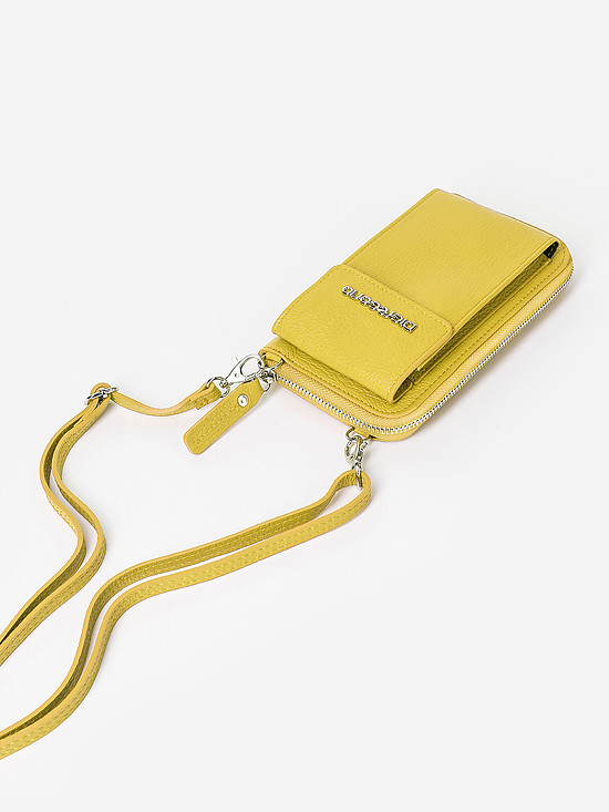 Желтая кожаная сумочка-кошелек с ремешком на шею  Di Gregorio