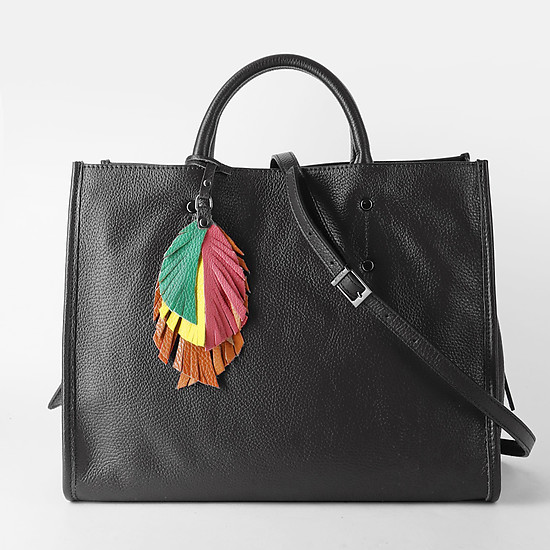 Классическая черная сумка-тоут из мягкой кожи с разноцветным брелоком  Ripani