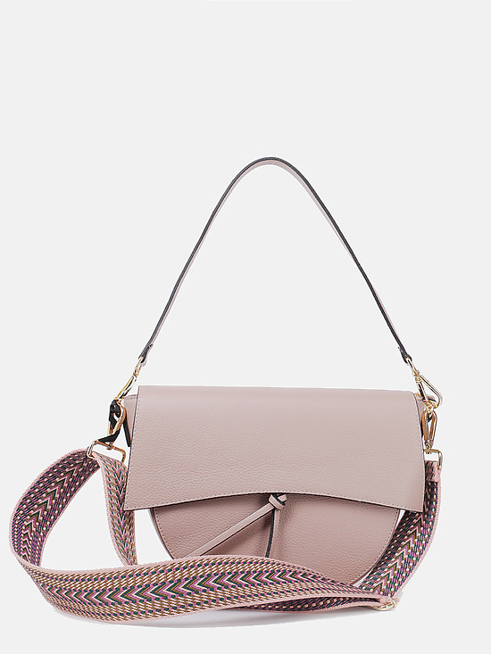 Пудрово-розовая полукруглая сумка кросс-боди из плотной кожи с фигурным клапаном и комплектом ремешков  BE NICE