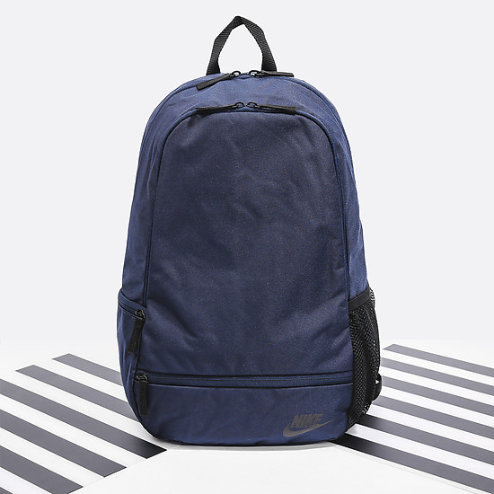 Вместительный спортивный рюкзак из синего текстиля  Nike
