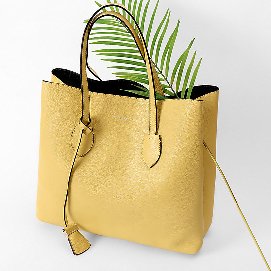 Желтая сумка-шоппер Celene  Coccinelle