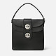 Черная кожаная сумочка Leila небольшого размера  Coccinelle
