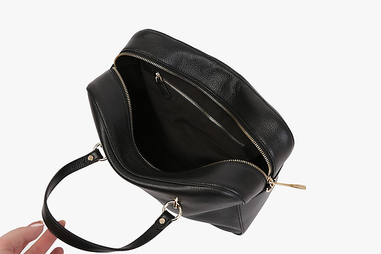 Классические сумки Кочинелли E1-ES5-18 black